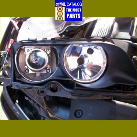 Catalog image Replacement Headlamp Assembly Front Right Replacement Headlamp Assembly Front Right