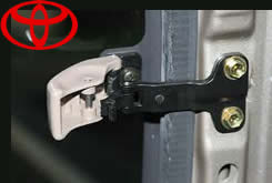 Toyota Tundra Window Latch Hinge